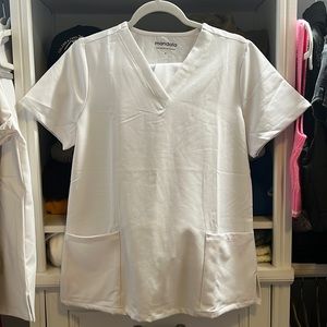 White mándala scrub set